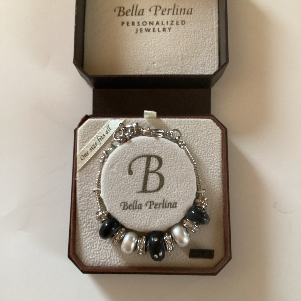 Nwt Bella Perlina Charm Bracelet